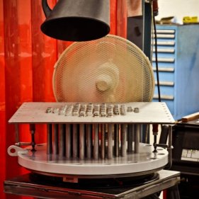 Сушка окрашенной головной части проточного нагревателя