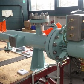 Взрывозащищённый (Ex-d) проточный нагреватель топливного газа 25 кВт, 3х400 В